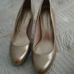 Christian Siriano Gold Pumps- Size 11